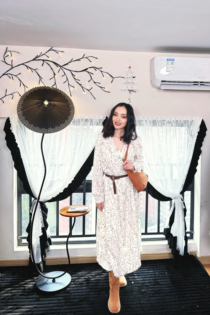 【01-200】مال قايتۇردغانلار ئالماڭ 夏秋季女装连衣裙宽松连衣裙