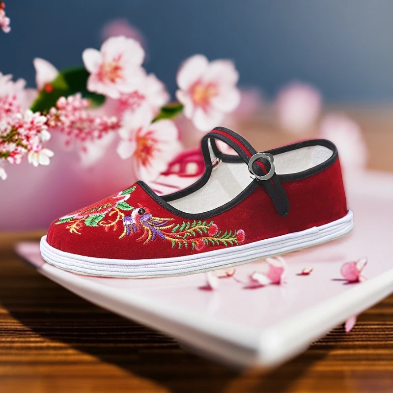 绣花布鞋女春秋季浅口透气舒适民族风一字搭扣女士布底刺绣汉服鞋