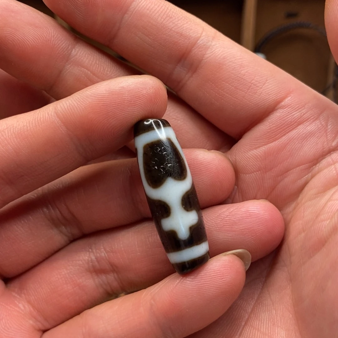 玛瑙/玉髓颈饰未镶嵌大**骏