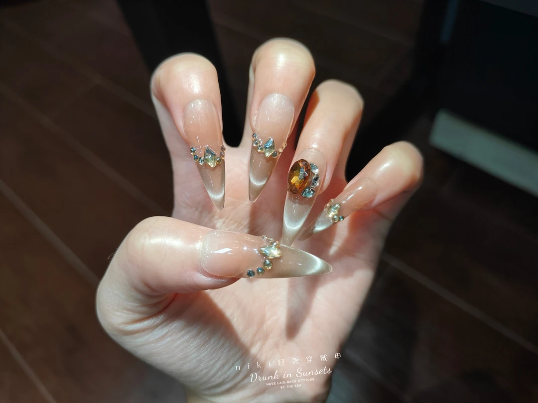 【黑松露】秋冬高级摩卡渐变猫眼琥珀K9钻显白气质 纯手工穿戴甲