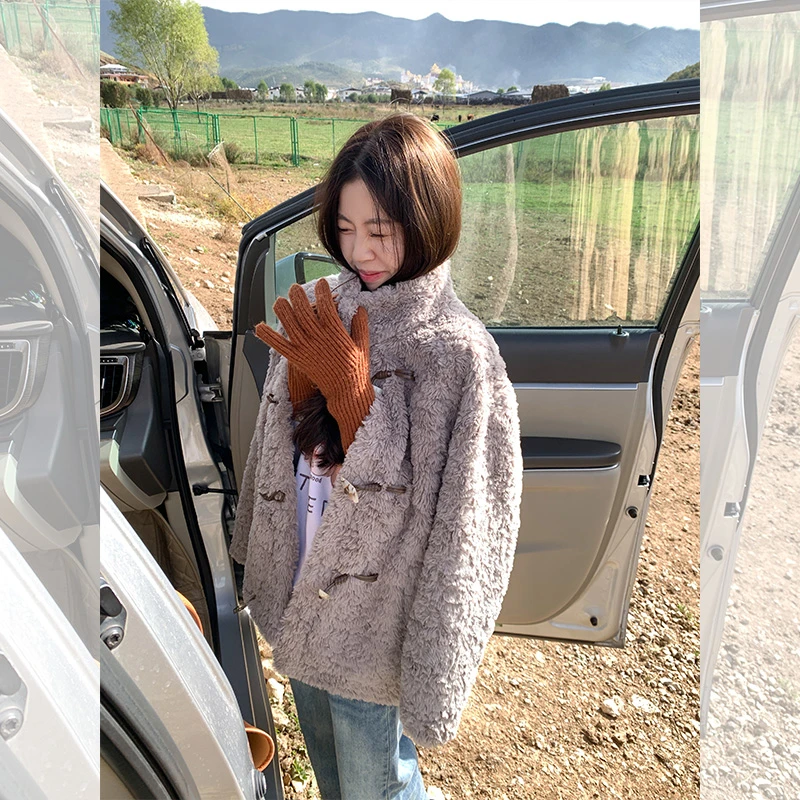 曾小咸软糯保暖牛角扣毛毛外套女2024立领百搭显瘦外搭Z244WH3456