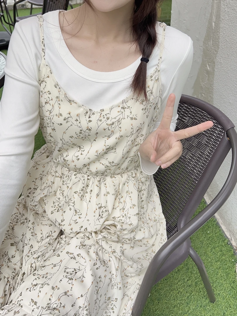 阿三与五六春款连衣裙碎花吊带气质温柔