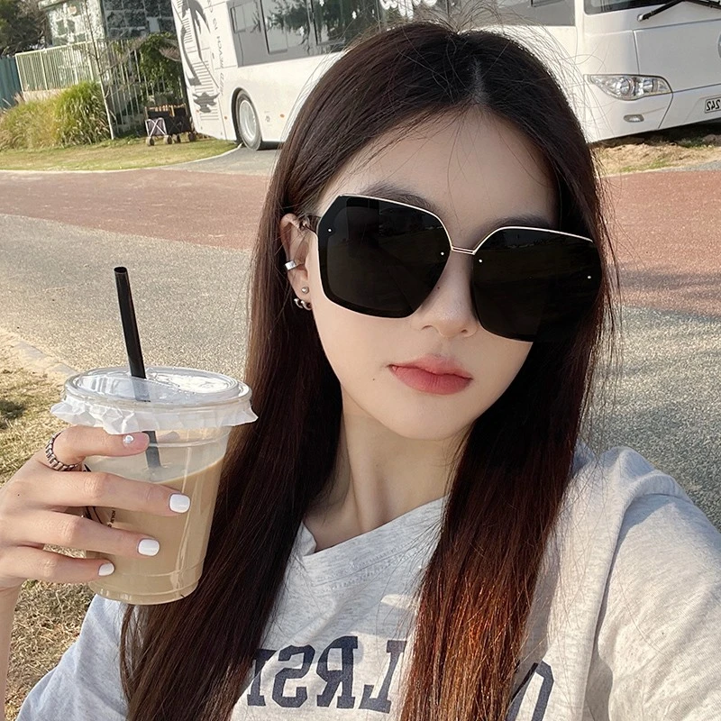 韩版潮墨镜女高级感网红偏光防紫外线太阳镜大脸显瘦2025女士墨镜