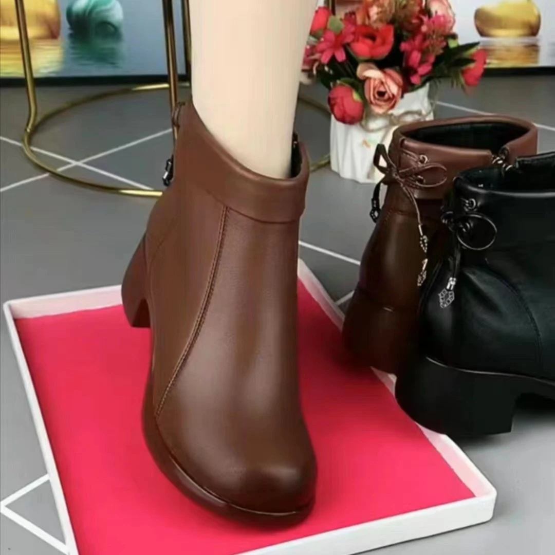 秋冬新款休闲时尚粗跟软底圆头短靴  炫9822百搭加绒舒适复古保暖