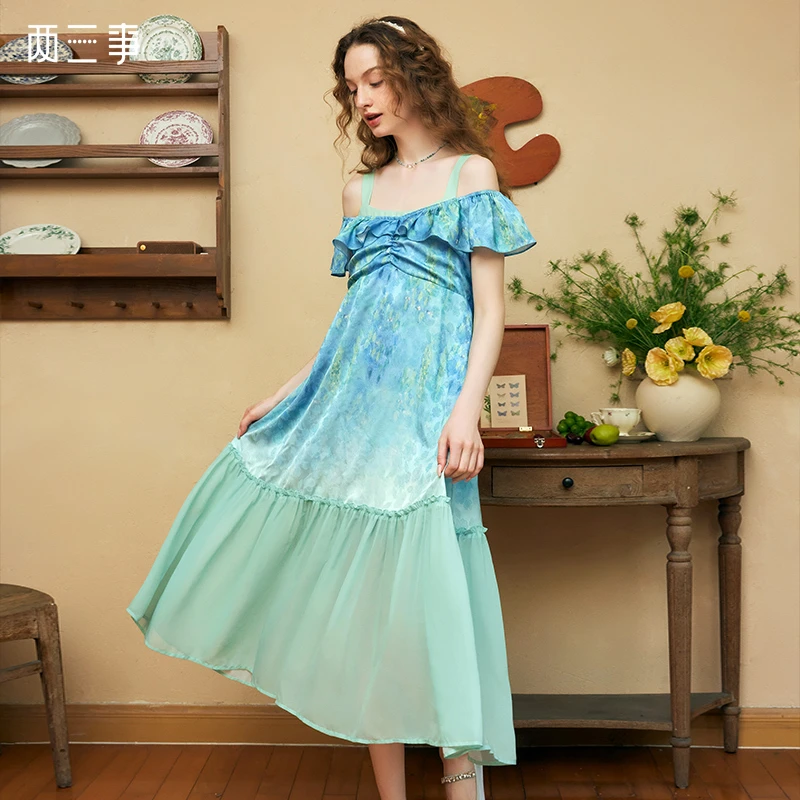 两三事莱茵少女温柔风露肩荷叶袖两穿连衣裙