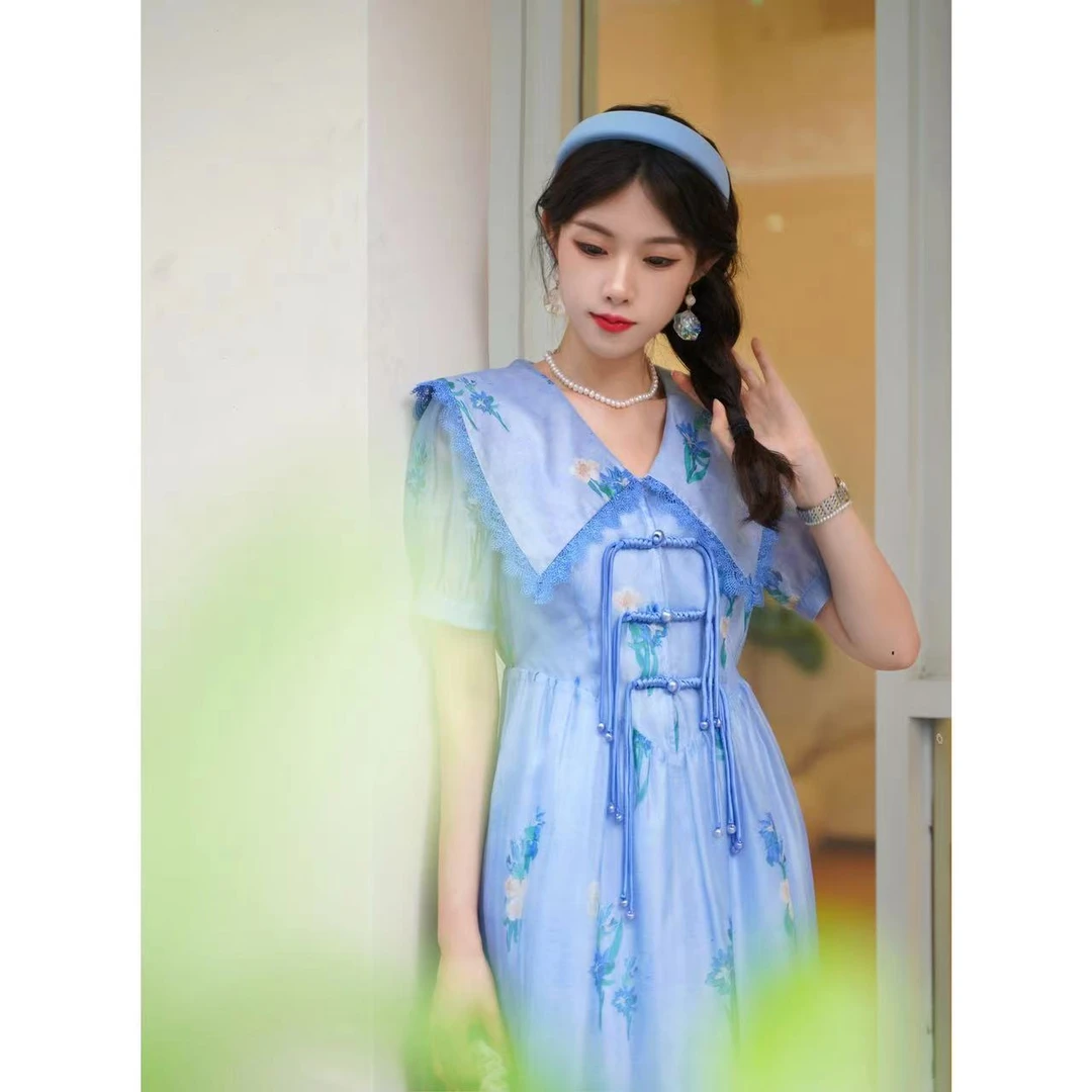 两三事梦中鸢尾短袖连衣裙国风显瘦气质蓝色宽松夏季印花减龄