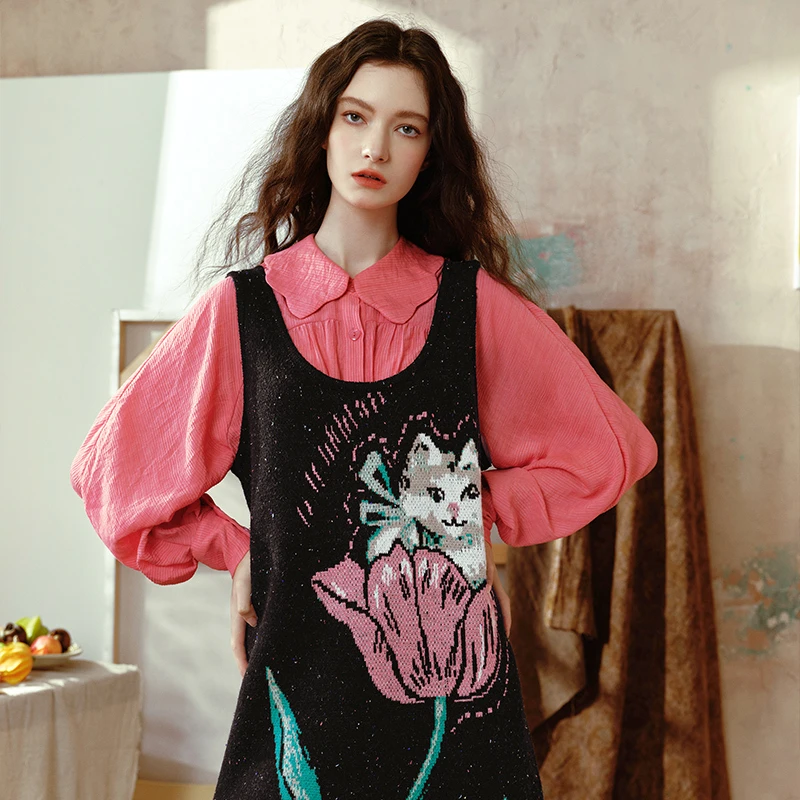 郁见猫腻猫咪图案绣线边无袖背心裙毛织连衣裙