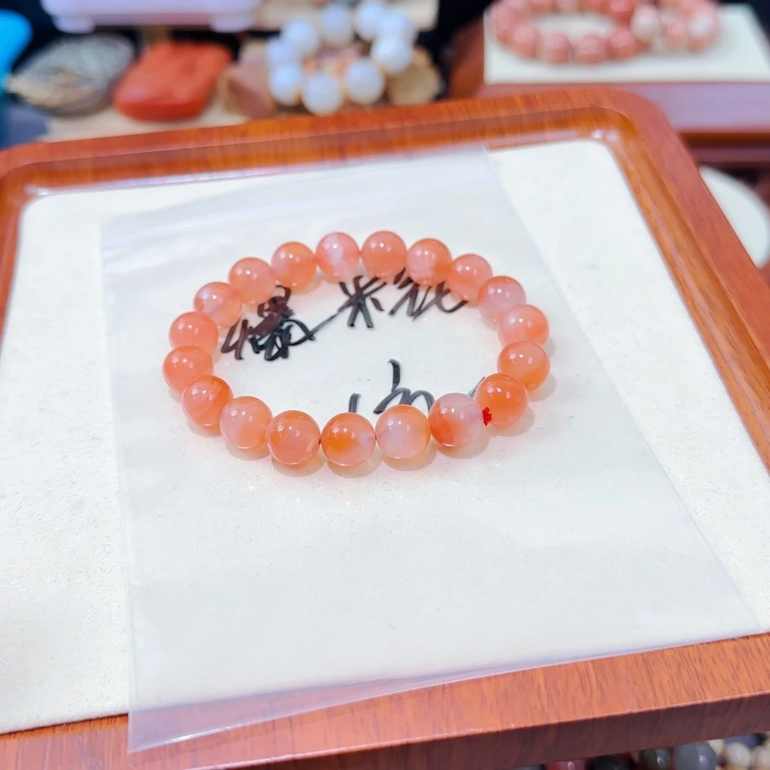 【闪购商品】玛瑙/玉髓手链未镶嵌爆***