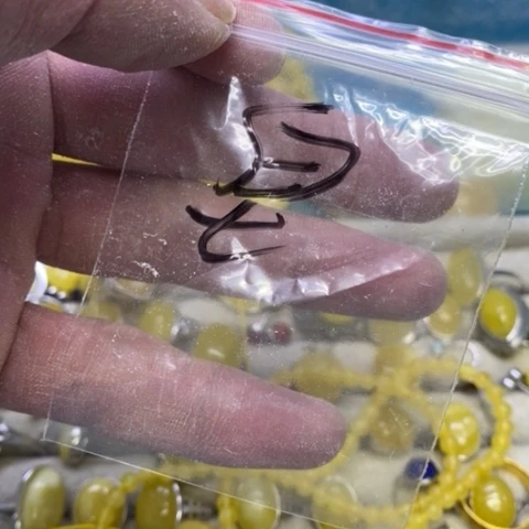 蜜蜡裸石未镶嵌多样性发货