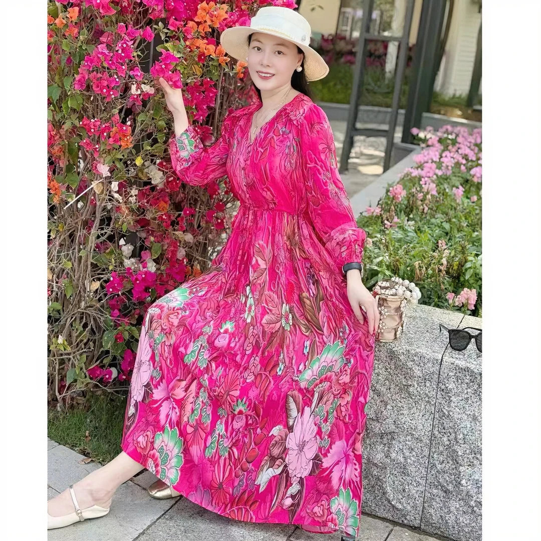 【多米拉】02024罗浮宫玫红妩媚V领收腰显瘦春夏桑蚕丝连衣裙气质