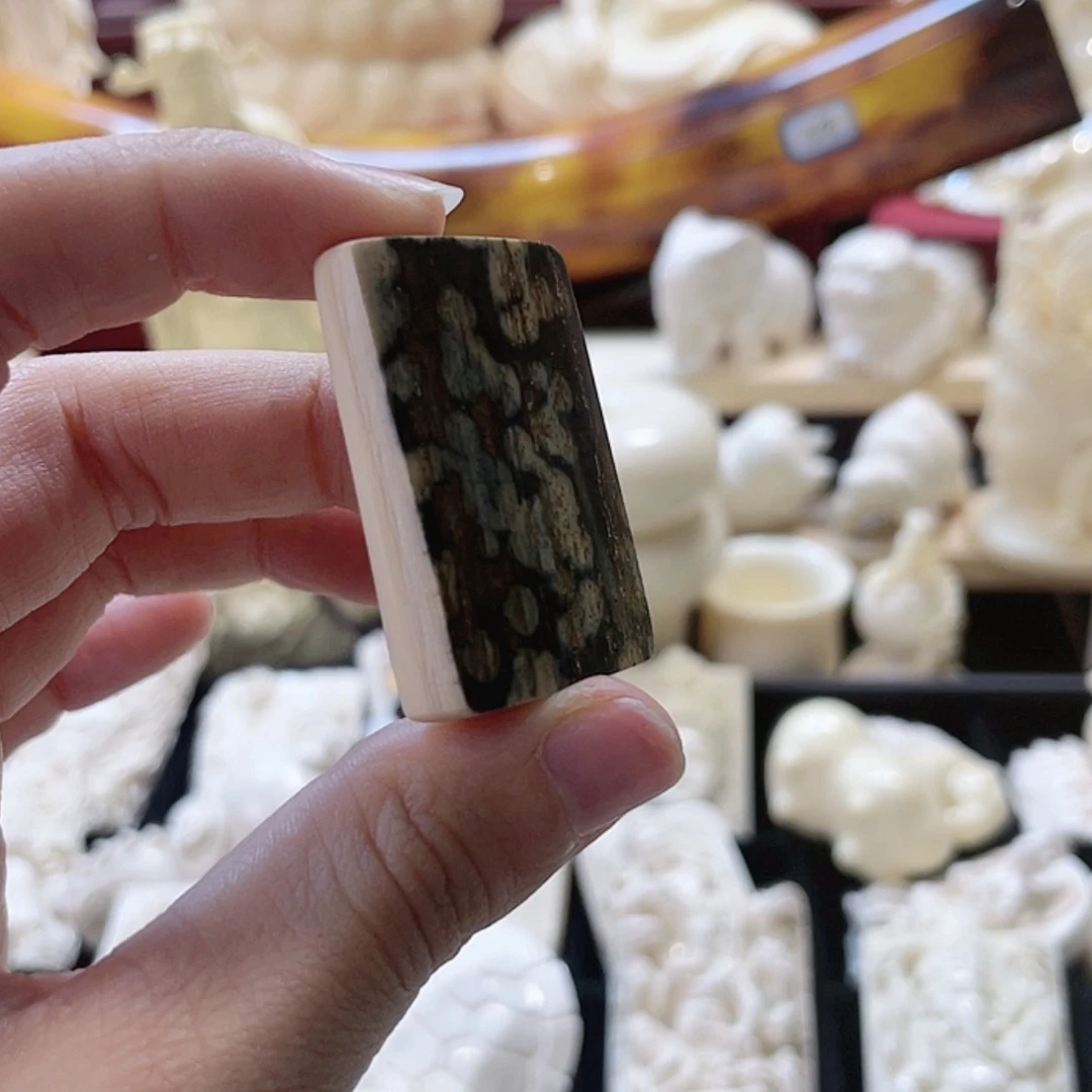【闪购商品】蓝皮核雕默**.