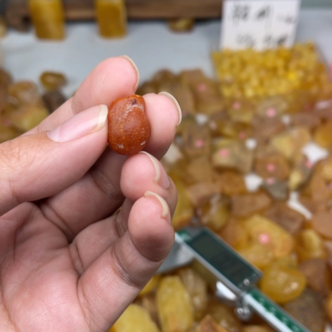 【闪购商品】琥珀裸石未镶嵌
