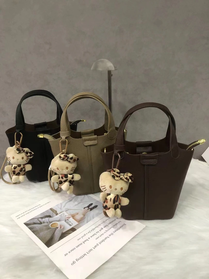 百搭水桶包女士小众简约手提包包轻奢时尚单肩斜跨菜篮子肩包