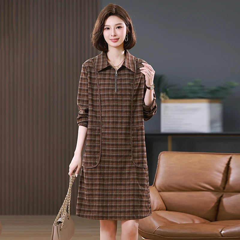格子连衣裙女中长款春秋2025新款直筒衬衫裙中年妈妈宽松长袖裙子
