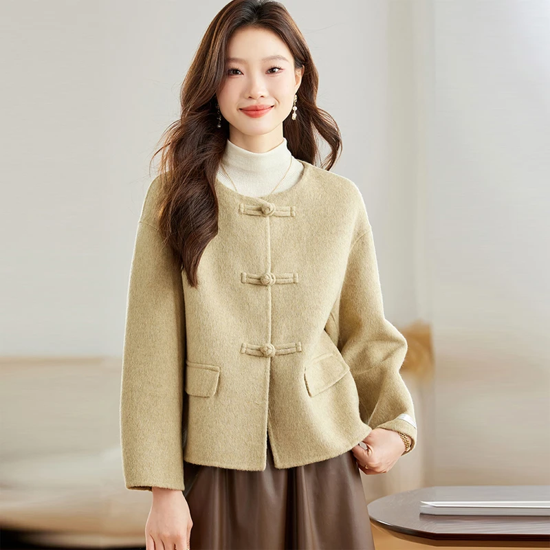 高端双面毛呢外套女短款秋冬2025新款高级感盘扣外套休闲百搭大衣