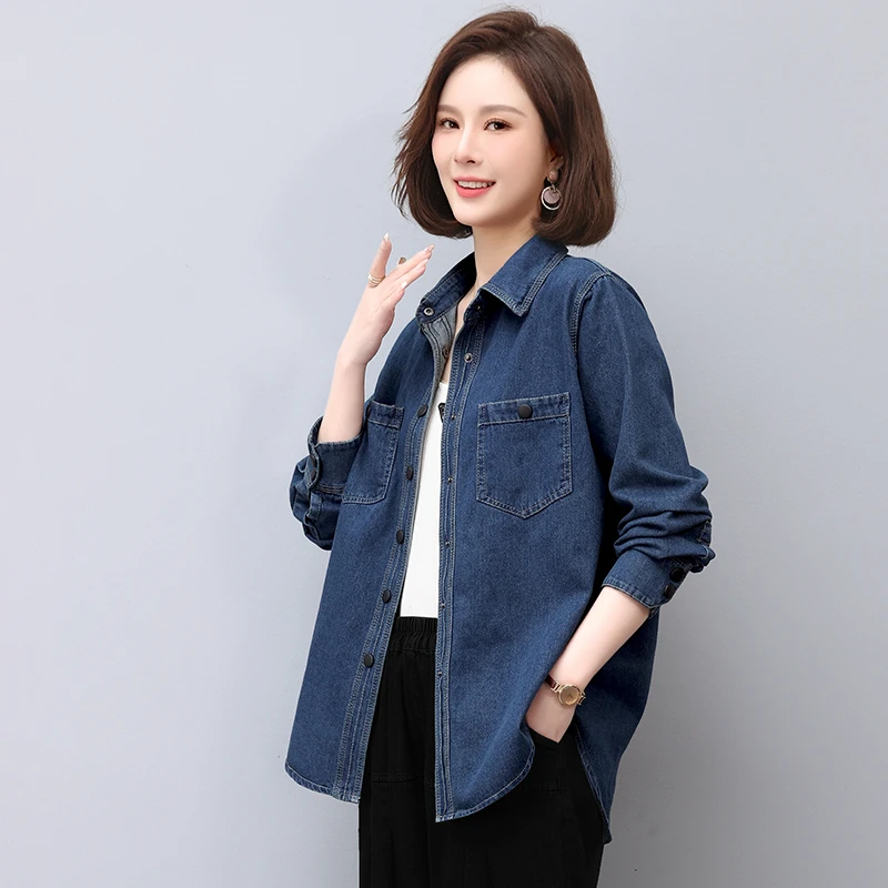 翻领牛仔衬衫外套女春秋2025新款中年妈妈大码休闲减龄夹克薄上衣