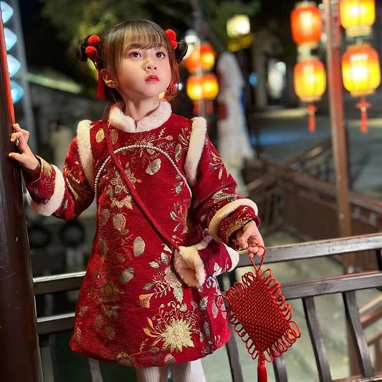 H女童冬季刺绣旗袍裙中国风汉服加厚拜年服（送头饰＋手暖）