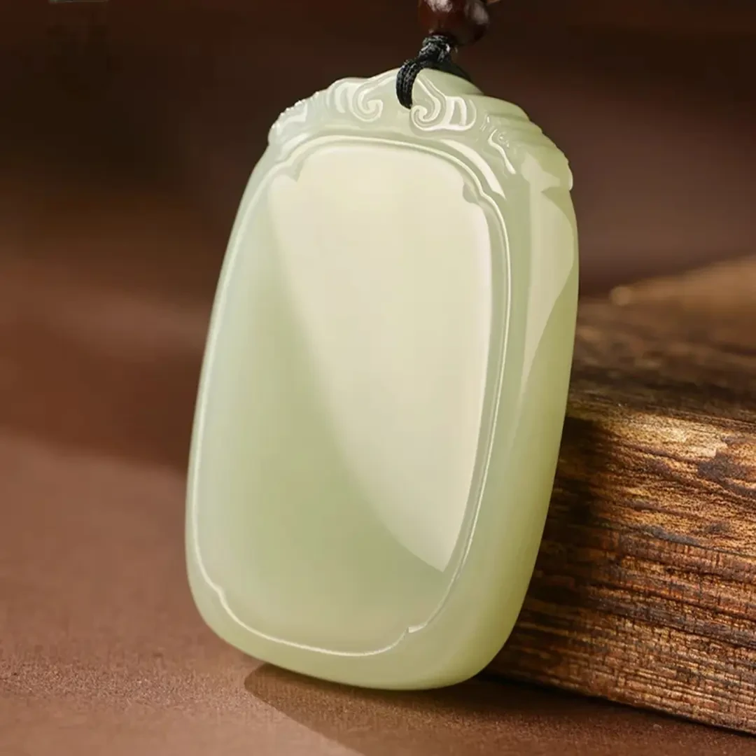 正品手工精雕青白平安无事牌吊坠男女款大气鸭蛋青项链挂件牌子