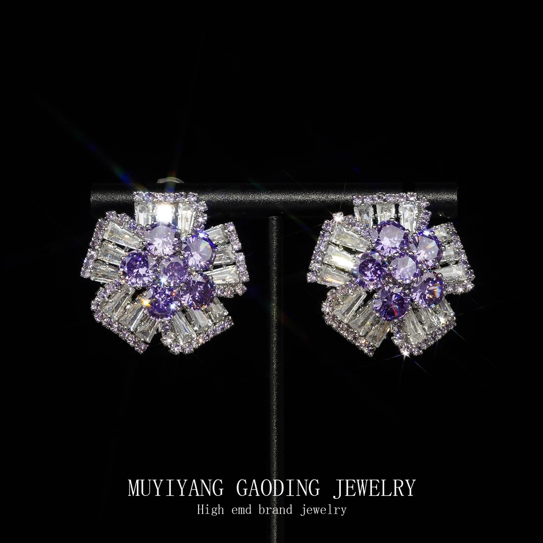 铜合金合成锆石耳饰 外贸高品轻奢气质花朵耳钉A054