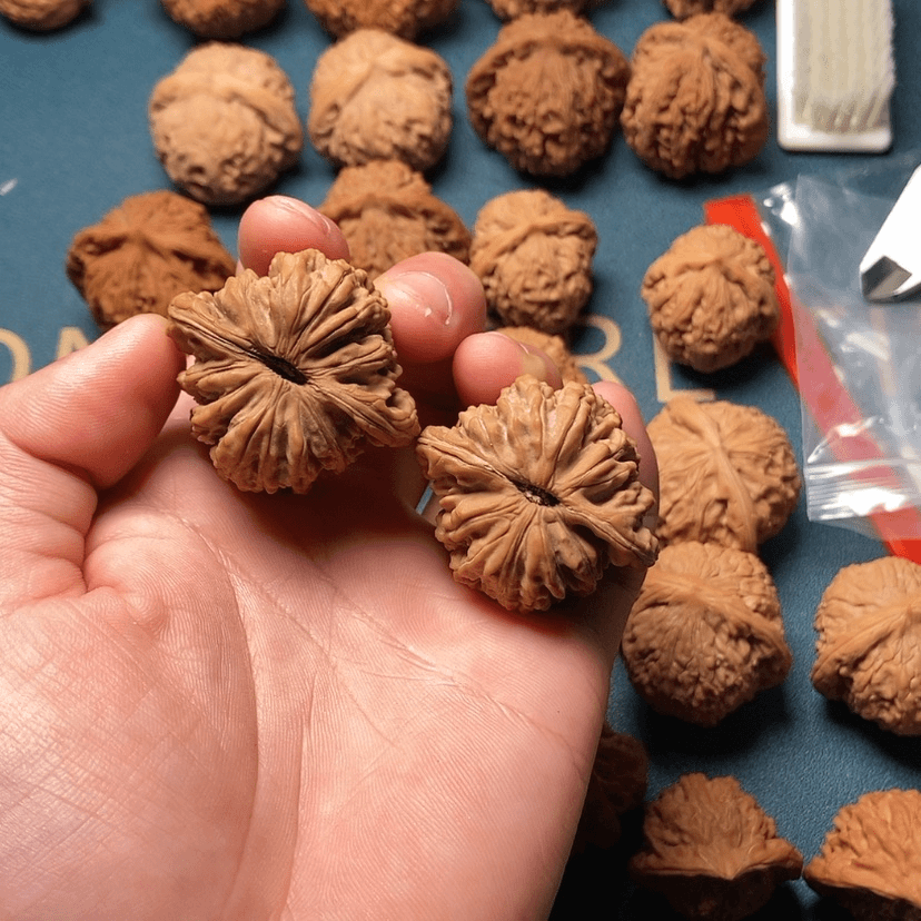 【闪购商品】文玩核桃吊坠没****?