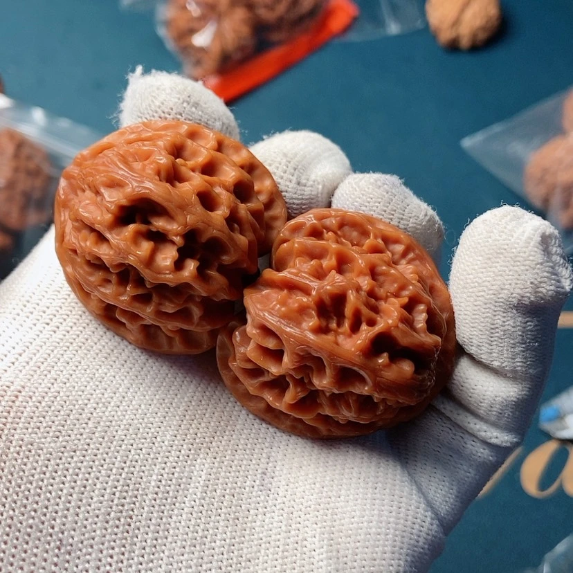 【闪购商品】文玩核桃把件稳**?