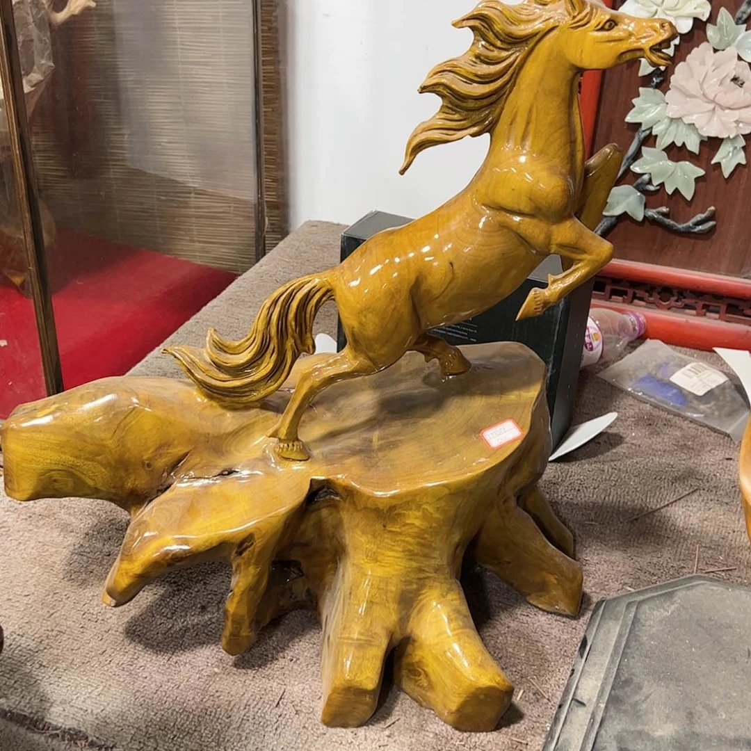 【闪购商品】金丝楠木根雕百**独