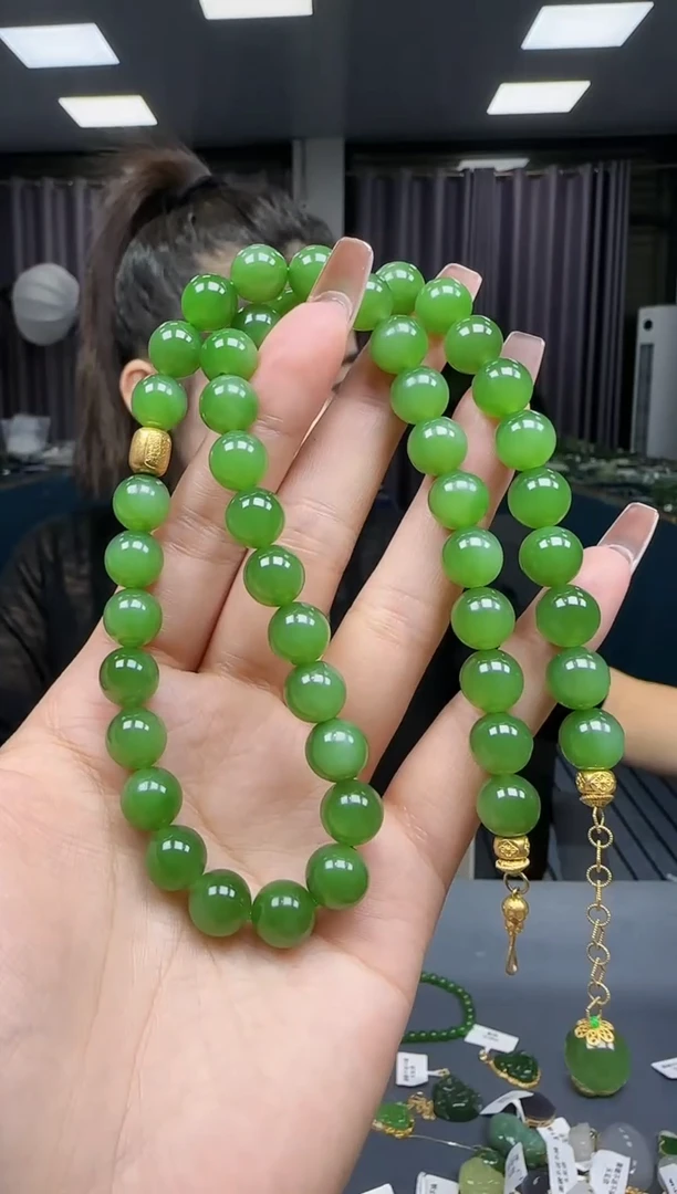 【闪购商品】和田玉挂件18K金镶嵌1