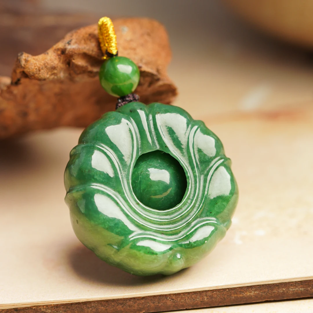 【矿姐珠宝】和田玉碧玉吊坠莲花多样性发一件雕刻精雕吊坠百搭精美