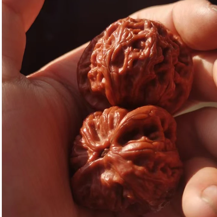 文玩核桃白狮子磨盘宫灯大粗筋