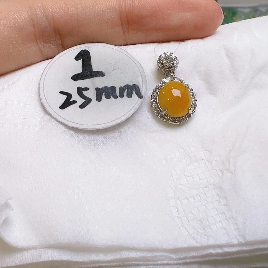 翡翠颈饰银S925镶嵌翡翠