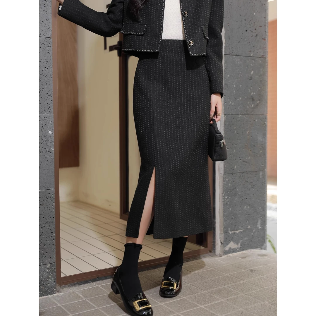 D【浮力】2024秋季气质高腰半身裙1331105QC