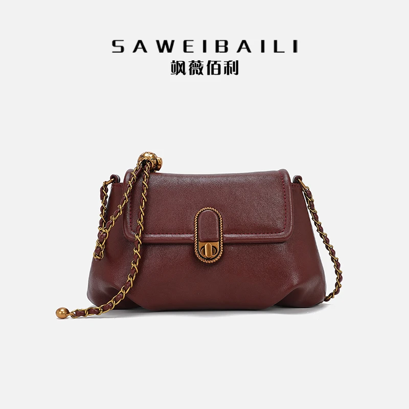 SAWEIBAILI新款安哥拉红易拉扣云朵褶皱包-60210-7