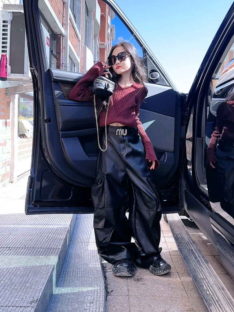 女童秋款新款针织衫显瘦假两件红色毛衣收腰显高套装帅气皮裤