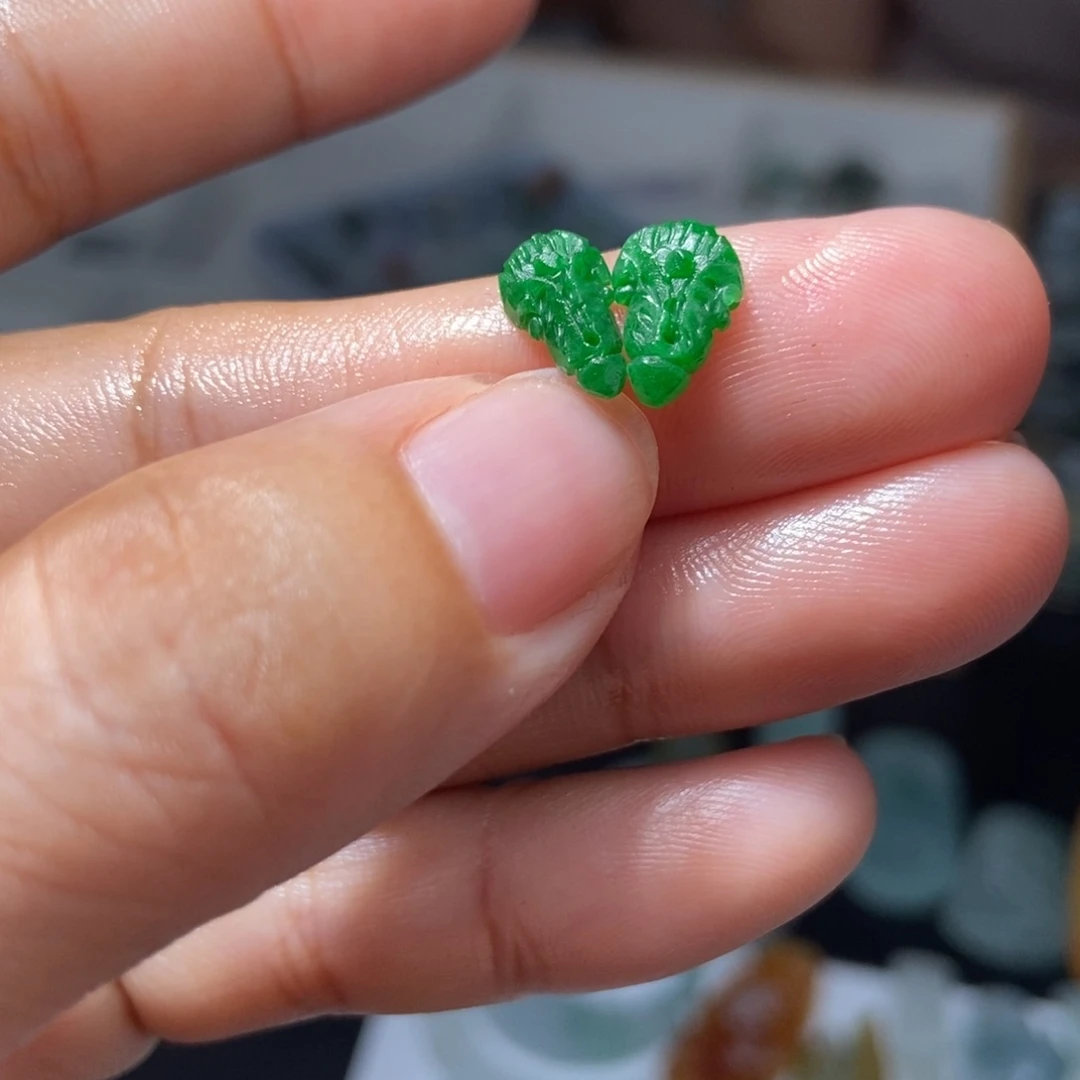 定制翡翠未镶嵌毛