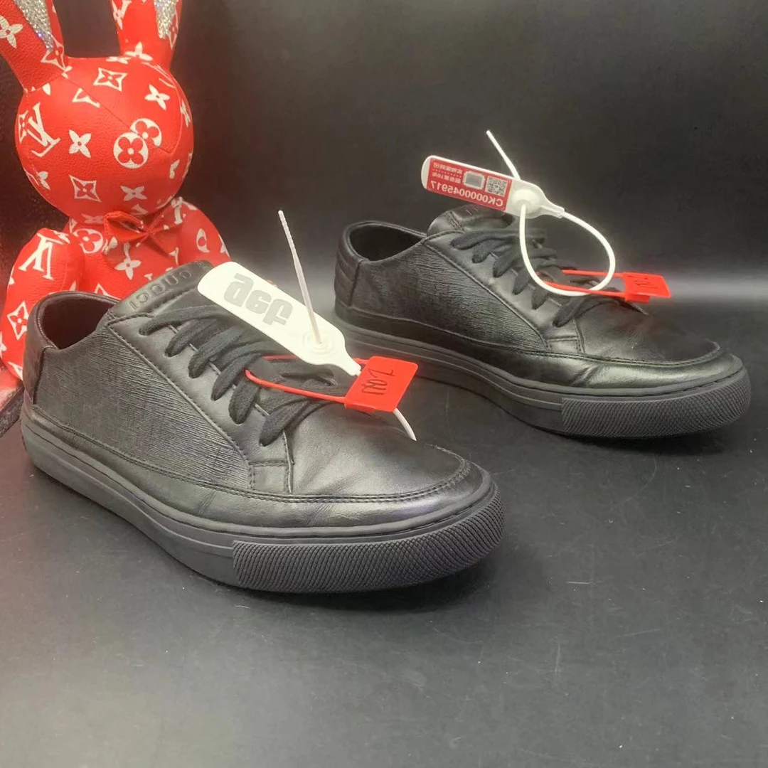 【AO福利】GUCCI/古驰 40.5欧码 黑色低帮系带百搭潮流时尚板鞋