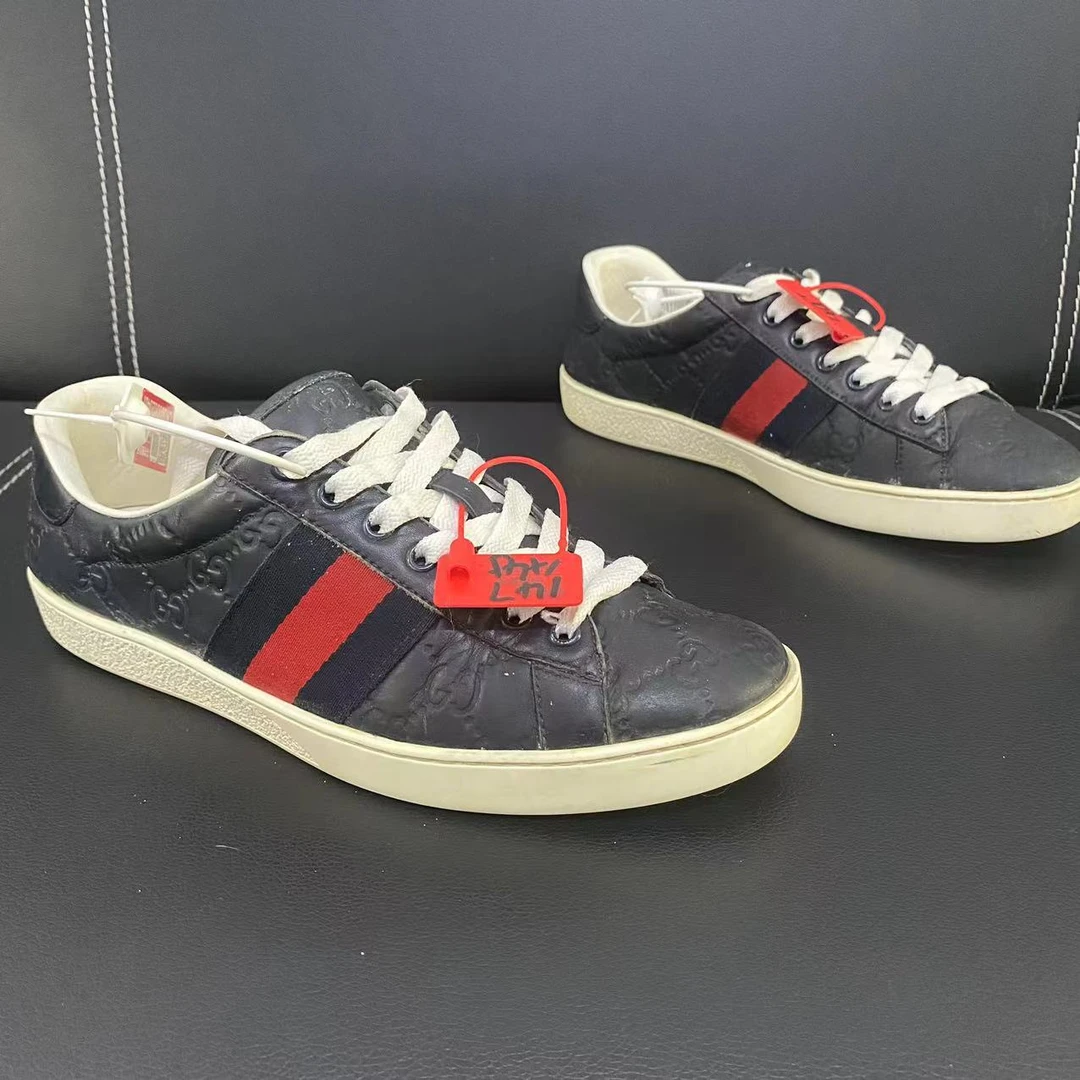 【二奢特惠】GUCCI/古驰 40.5欧码黑色压印老花休闲时尚低帮板鞋147