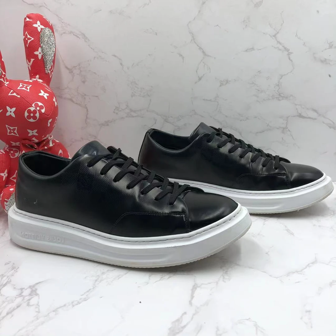 【二奢特惠】LV/路易威登 41欧码 男时尚黑色松糕低帮系带板鞋ao184
