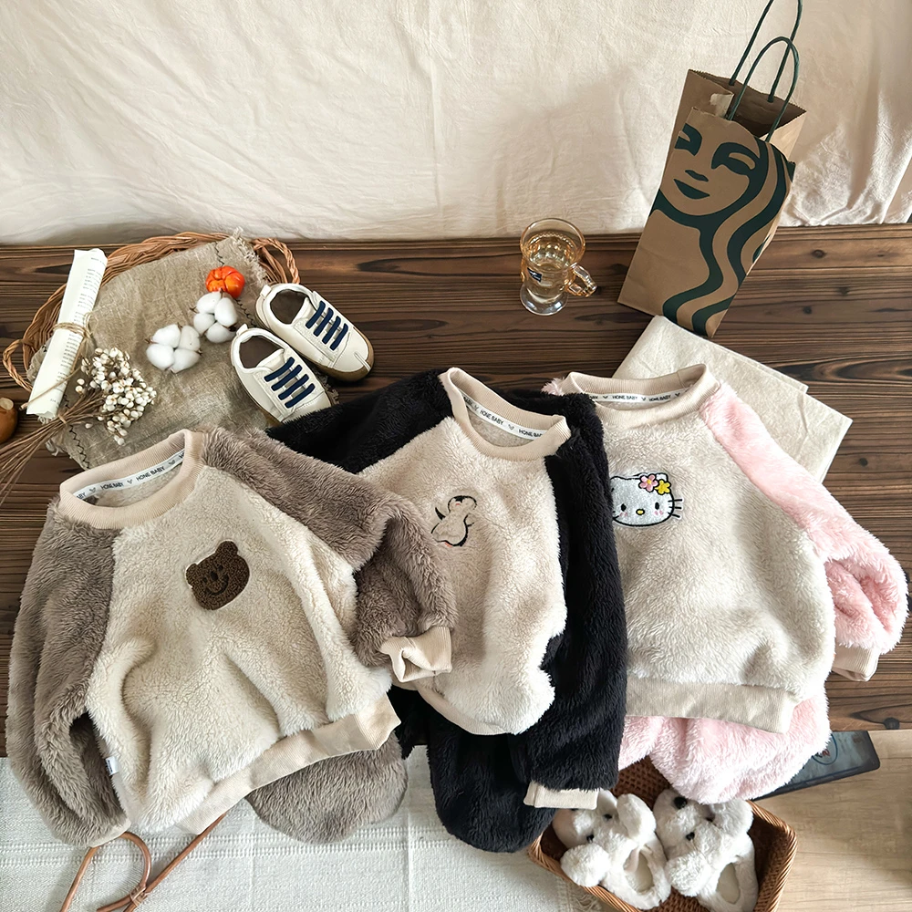 2024新款秋冬季儿童可爱洋气休闲保暖法兰绒卡通套装