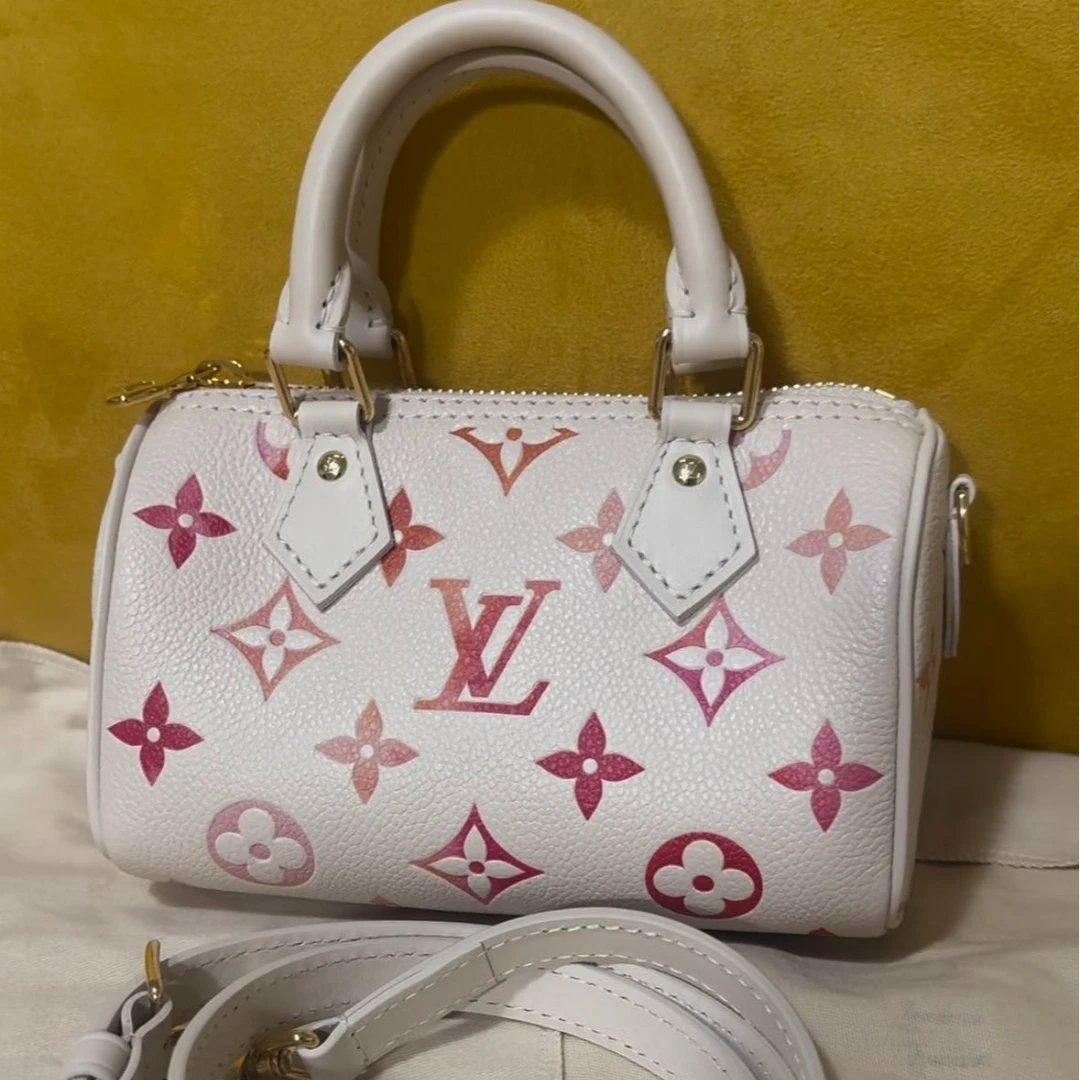 全新未使用 LouisVuitton/路易威登 lv 新款nano 包草莓奶昔色