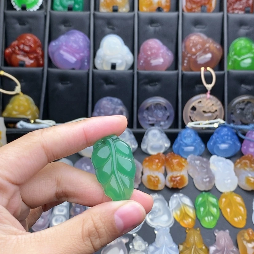 【闪购商品】玛瑙/玉髓颈饰合金超**合