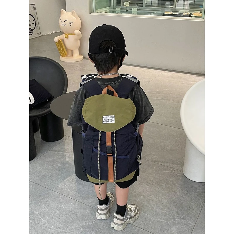 幼儿园小学生书包潮酷洋气男女童宝宝双肩包小男孩出游大容量背包