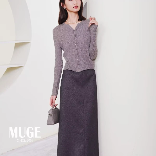 MUGE/慕歌长袖针织衫毛衣女装上衣显瘦气质时尚长款长袖羊毛衫