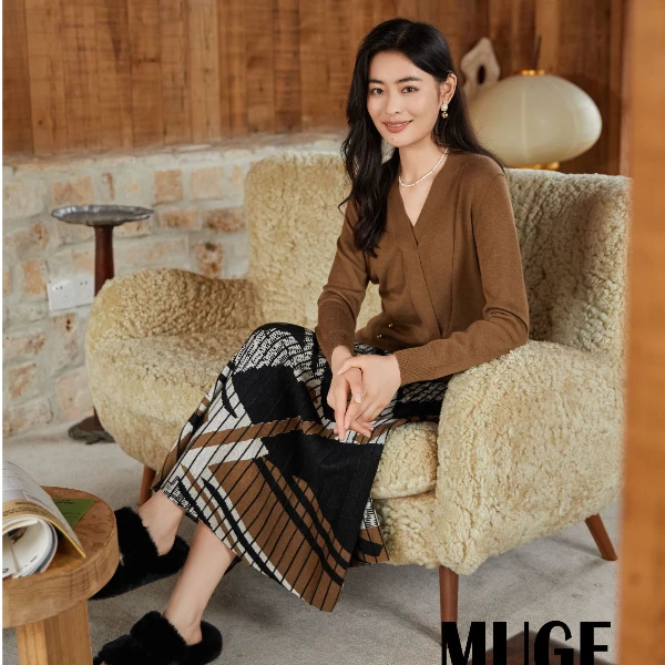 MUGE/慕歌特价显瘦气质高腰打底开衫中长款高贵秋冬百搭复古羊绒