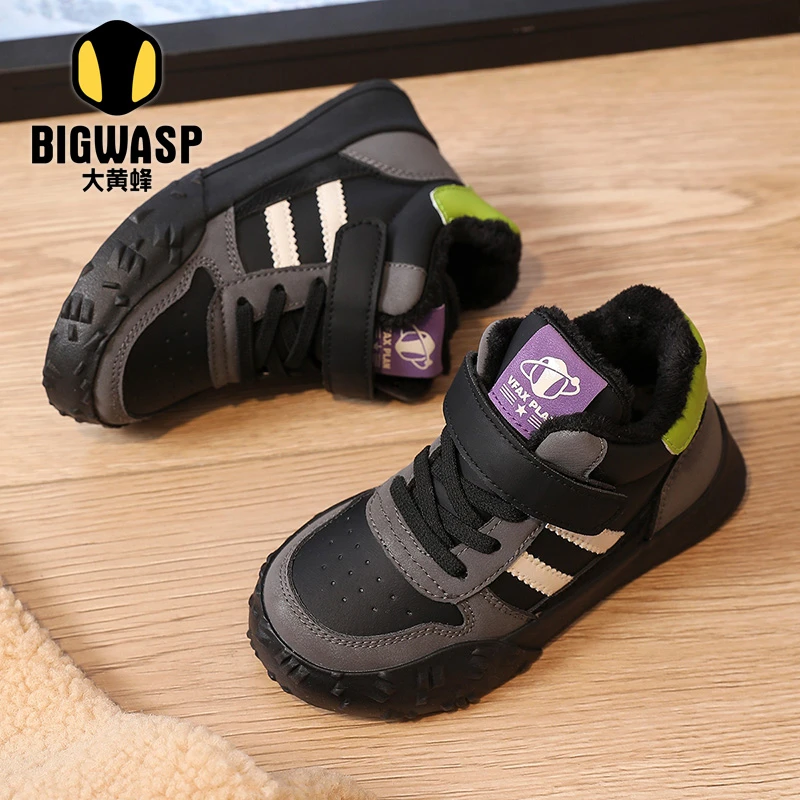 大黄蜂加绒鞋加厚高帮休闲保暖软底防水运动鞋2023冬季新款男童棉