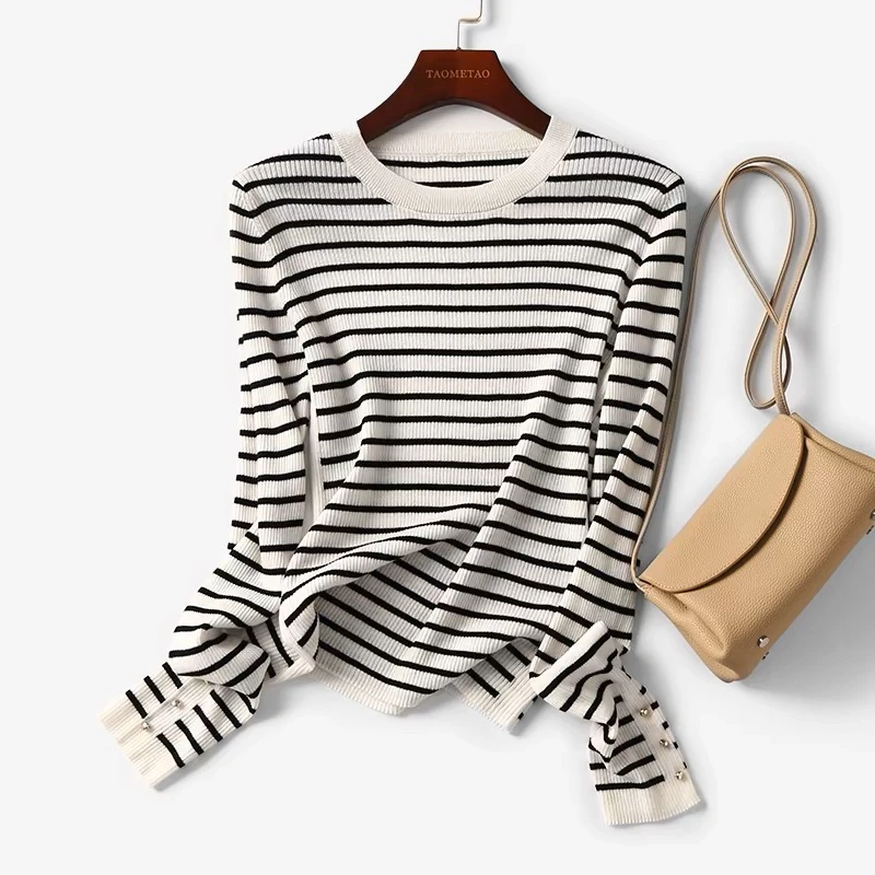 春秋季条纹针织上衣