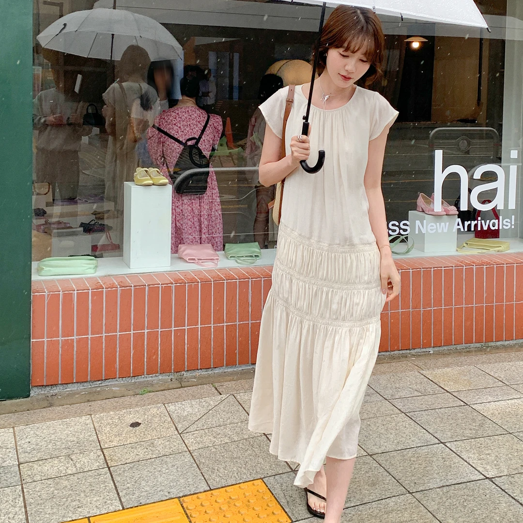 法儿家韩国限定【南风月桂】圆领褶皱连衣裙FS405L070