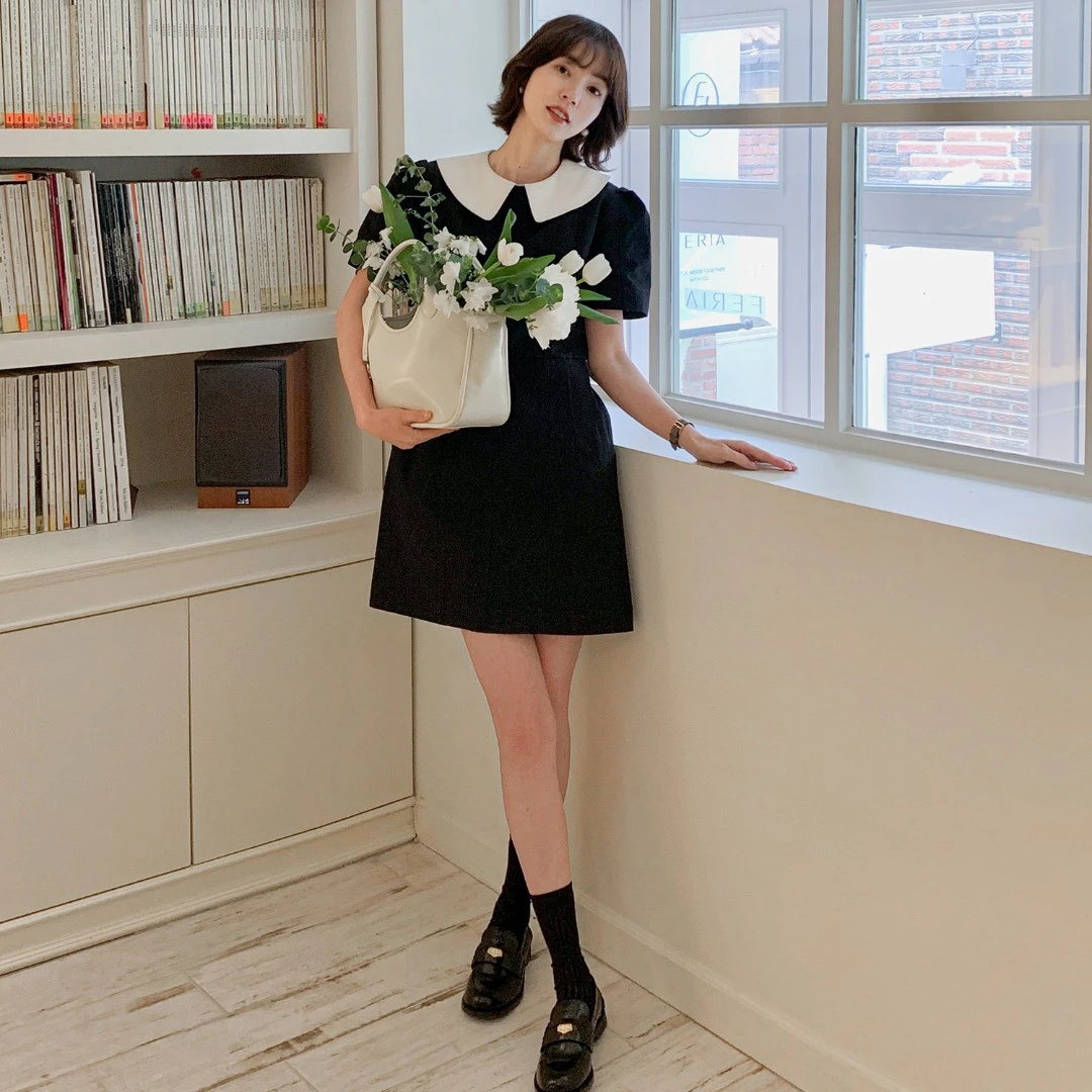 法儿家韩国限定【黑白剪影】领子可拆卸连衣裙FS405L010