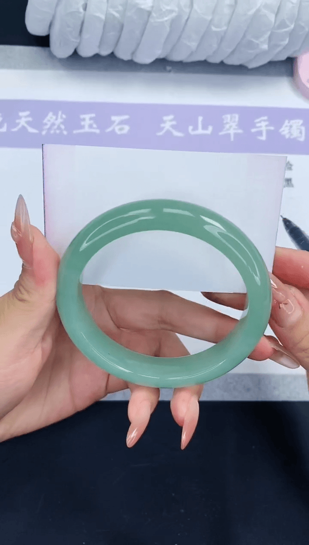 【闪购商品】石英质玉手镯未镶嵌多样性发一D431-60+