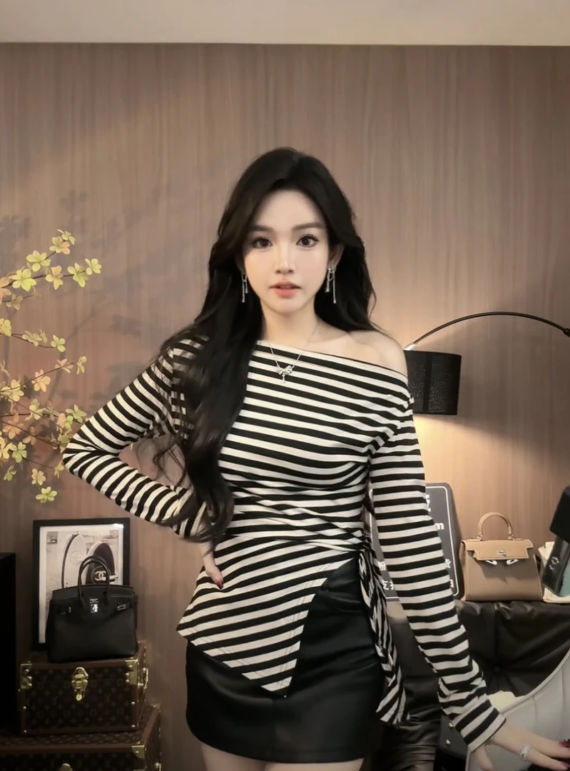 迈沃格秋季新款一字肩露肩时尚百搭不规则下摆长袖上衣打底T恤女