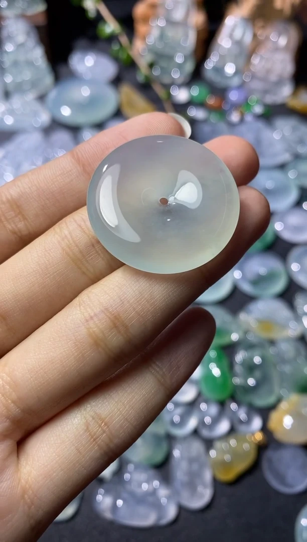 【闪购商品】定制翡翠未镶嵌平安扣